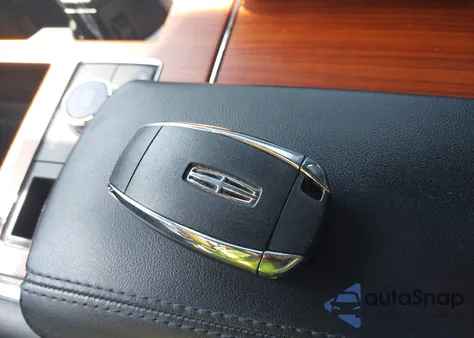 2019 Lincoln Navigator L Reserve z USA, uszkodzony, nr VIN 5LMJJ3LT7KEL16406